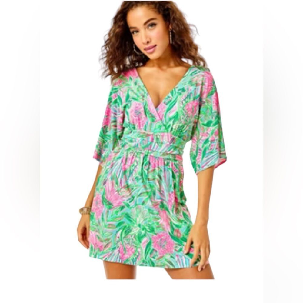 Lilly Pulitzer Parigi short romper in blue horizon coming in hot size XS